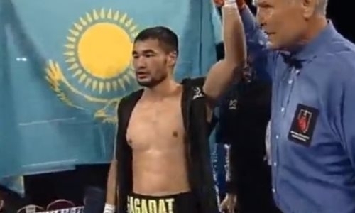 Раскрыты условия контракта казахстанского боксера с промоутерами Ломаченко