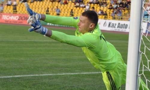 «Для нашей команды это хорошо». Эксперт оценил нового вратаря сборной Казахстана