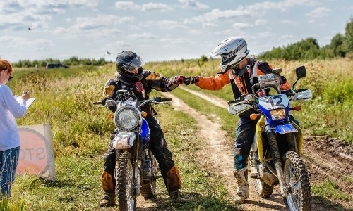 Мотоциклист из Актау занял первое место на четвертом этапе Moto Rally Cup в России