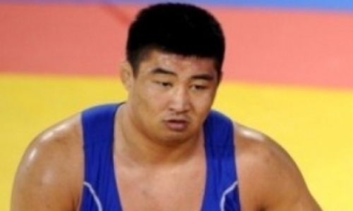 Казахстанский борец проиграл узбеку «золото» Азиады-2018