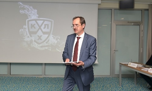 В Астане проходит семинар по безопасности КХЛ