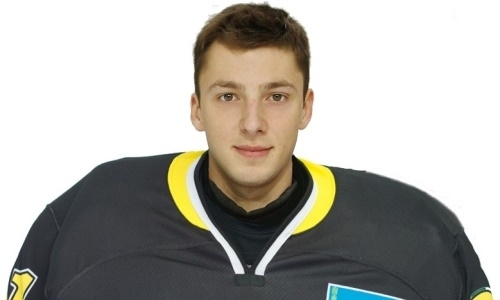 «Сарыарка» подписала двух хоккеистов