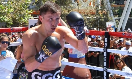 Началась открытая тренировка Геннадия Головкина и Сауля «Канело» Альвареса