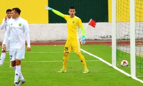 Глеб Коробейников: «Сложно контролировать мяч в дождь»