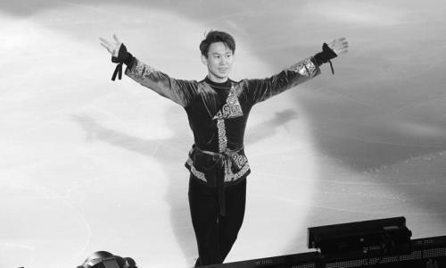 В память о Денисе Тене поставят спектакль