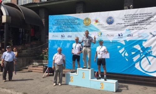 67-летний акмолинец стал двукратным чемпионом Казахстана по велосипедному спорту