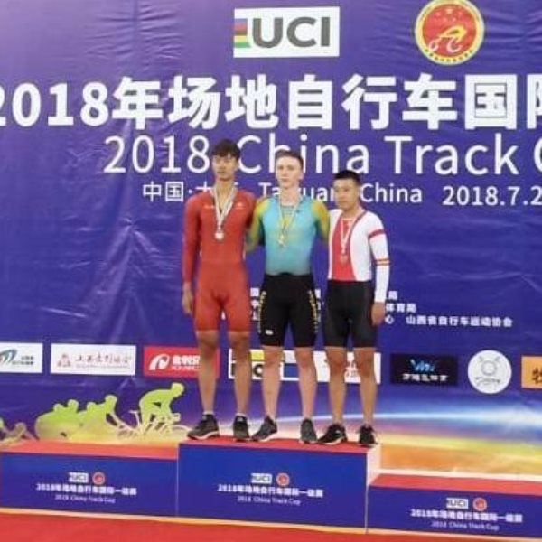 Казахстанец стал трехкратным чемпионом тура Китая по велотреку