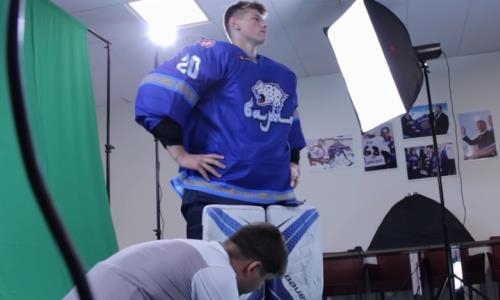 Видеосюжет о презентации игроков «Барыса»