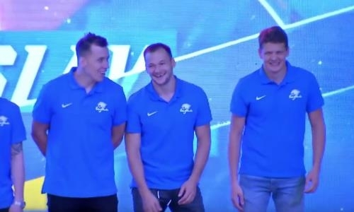 Видеосюжет о презентации «Барыса» на встрече с болельщиками