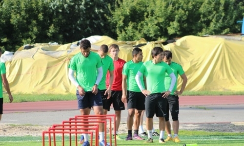 Фоторепортаж с тренировки «Кызыл-Жара СК»