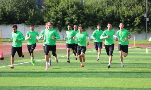 Фоторепортаж с тренировки «Кызыл-Жара СК»