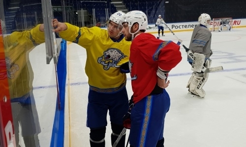 Фоторепортаж с тренировки «Барыса» в Уфе