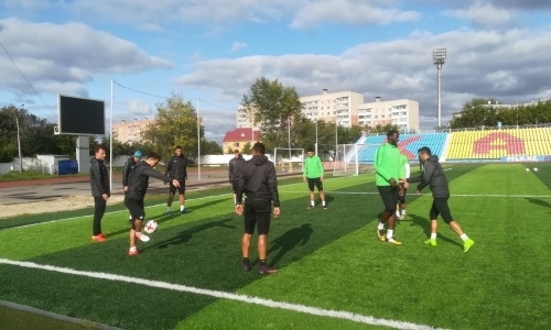 Фоторепортаж с тренировки «Кызыл-Жара СК»