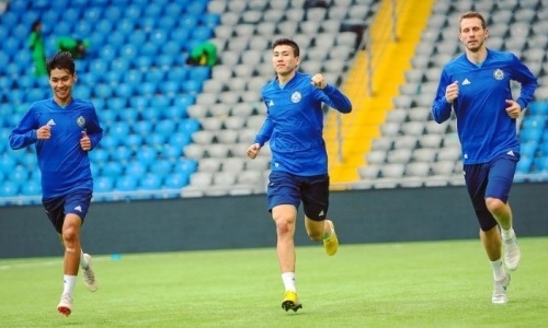 Футболист «Астаны» показал фото «Казахского Месси» и «Казахского Роналду»