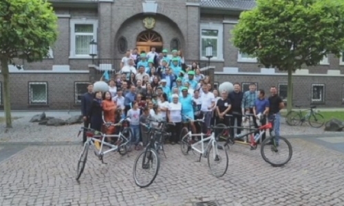 Участники веломарафона Blind Race Astana-Paris прибыли в Берлин