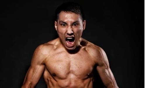 Менеджер Ломаченко и Ковалева оценил форму и навыки Алимханулы