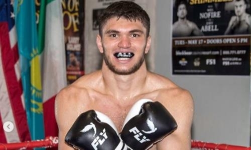 Казахстанский нокаутер из команды Головкина продолжает тренировки в Big Bear