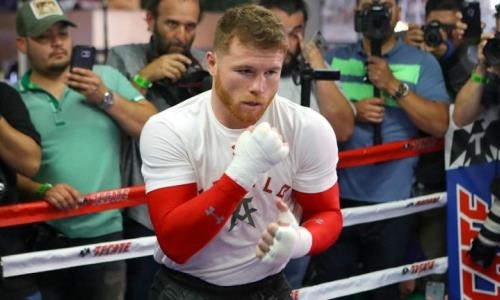 Промоутер Головкина подробно разъяснил претензии к перчаткам и тейпам «Канело»