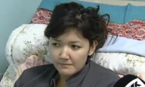 Сестра Турсынбаевой дала комментарий о нападении на нее с ножом
