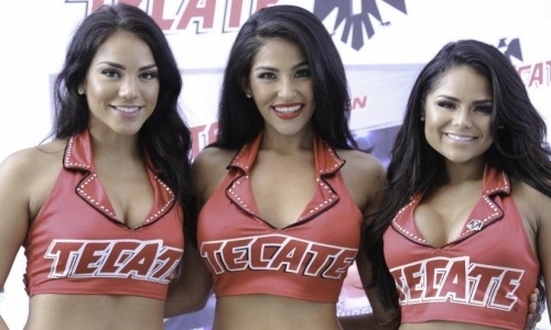 Появились пикантные фото горячих ринг-гёрлз второго боя Головкин — «Канело»