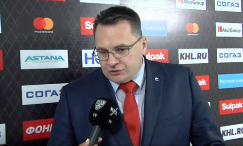 Самый жесткий тренер КХЛ психанул из-за судейства в матче «Барыс» — «Нефтехимик»