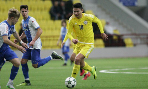 Казахстанский футболист перешел из испанского клуба в немецкий