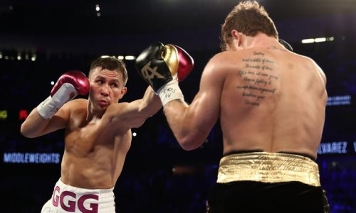 Обозреватели изданий о боксе не согласны с решением судей по поединку Головкин — Альварес