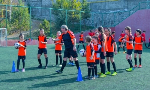 В Казахстане стартует неделя массового футбола УЕФА