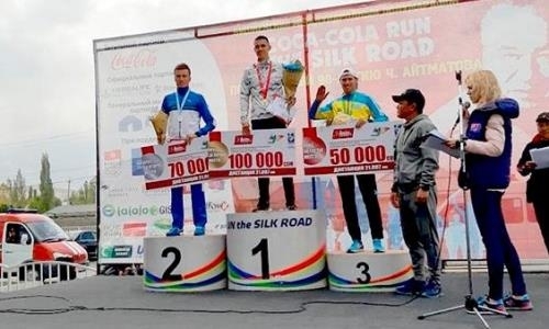 Казахстанский легкоатлет стал призером международного полумарафона в Кыргызстане
