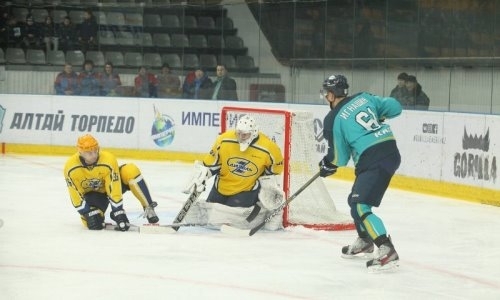 «Торпедо» уступило «Дизелю» в матче ВХЛ