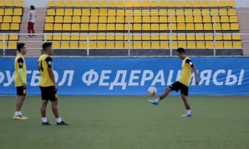 Видео с тренировки «Каспия»