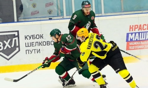 Фоторепортаж с матча ВХЛ «Барс» — «Сарыарка» 4:3