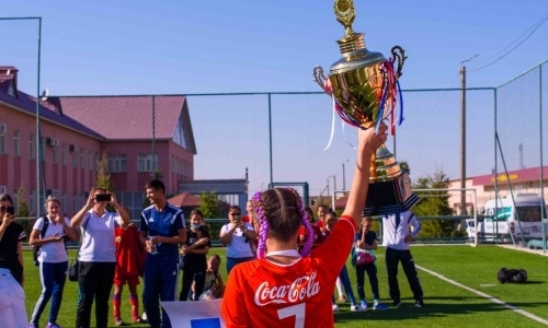Состоялся турнир «Coca-Cola Былғары доп» среди девочек