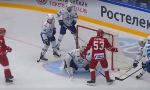 Сейв Карлссона в матче «Витязь» — «Барыс» вошел в ТОП-10 лучших сейвов недели КХЛ