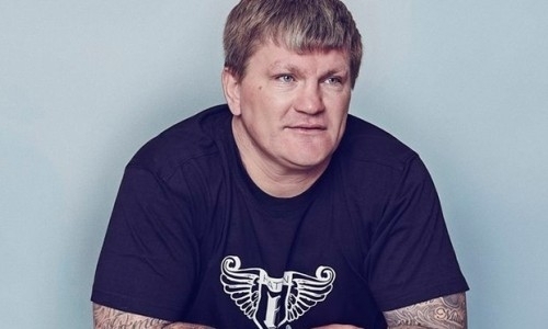 Экс-тренер Жакиянова похвалил «Канело» и высказался о третьем бое с Головкиным