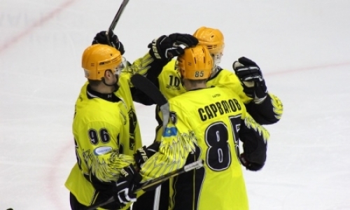 «Сарыарка» одолела ЦСК ВВС в матче ВХЛ