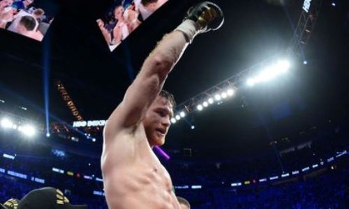 Промоутер «Канело» готовит большое объявление после победы над Головкиным