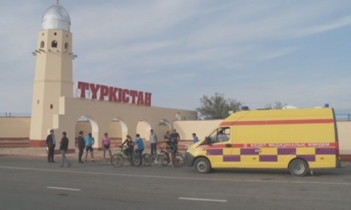 Туркестан встретил участников велопробега Tour de Turkistan