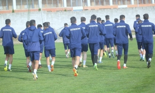 Молодежная сборная Казахстана провела первую тренировку в Черногории