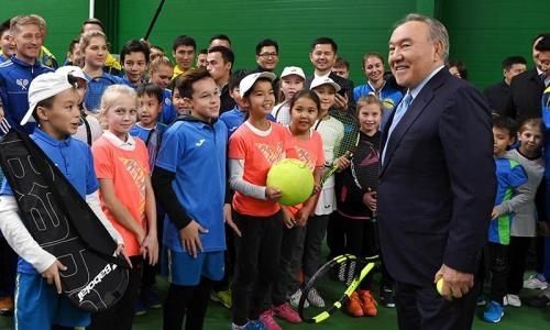Глава государства посетил теннисный центр в Актобе