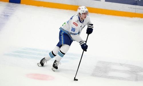 «Не скажу, что у нас анархия в игре». Нападающий «Барыса» назвал проблемы команды