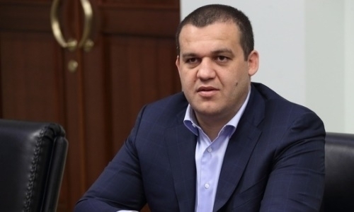 Головкину и Гассиеву предложили провести бой в России