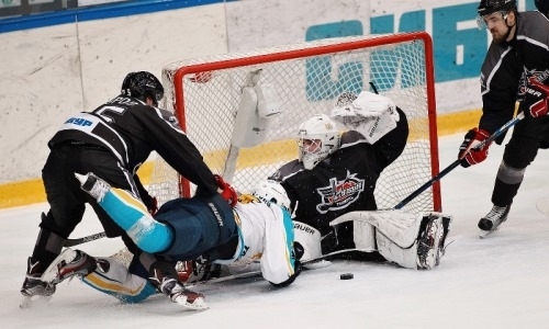 Букмекеры сделали прогнозы на матчи ВХЛ с участием казахстанских клубов