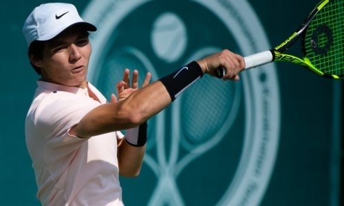 Казахстанец вышел в полуфинал чемпионата Азии до 18 лет