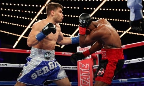 Бой с нокдауном в первом раунде выявил обладателя отобранного у Головкина титула IBF