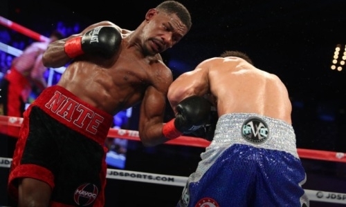 Видео полного боя Джейкобс — Деревянченко за отобранный у Головкина титул IBF