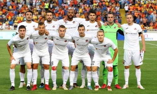 Команда казахстанского тренера потеряла очки в первом же матче чемпионского раунда