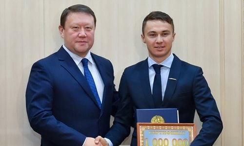 Лучшему велогонщику на Азиатском континенте вручили миллион тенге