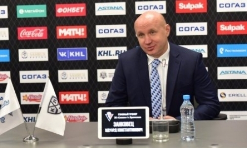 Экс-тренер «Барыса» и сборной Казахстана подрабатывает комментатором на телевидении