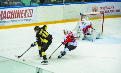 Фоторепортаж с матча ВХЛ «Сарыарка» — «Металлург» 4:5 Б